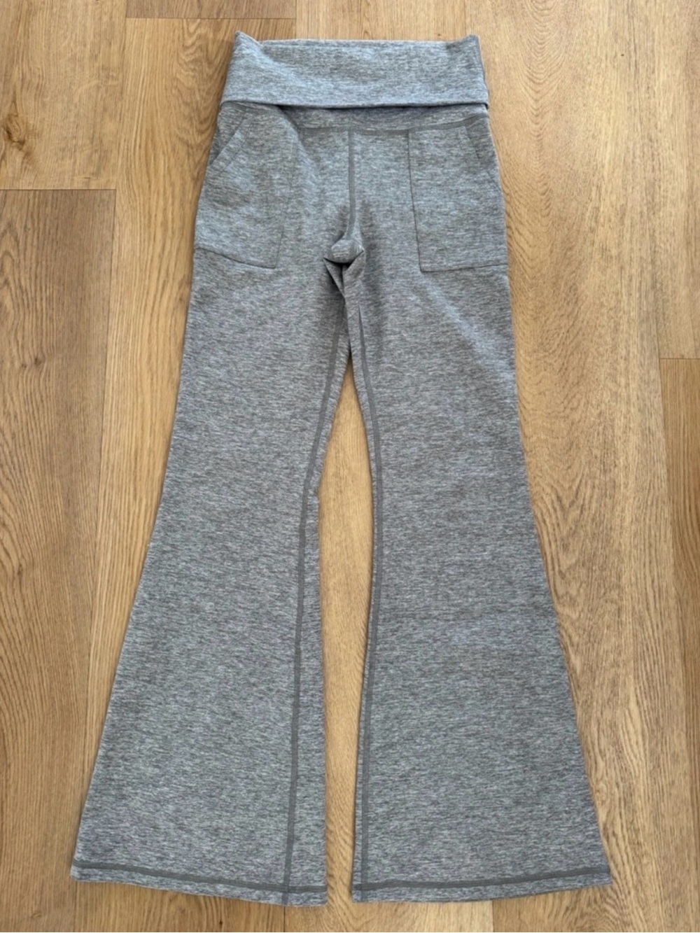 aeri grey flare “the hugger” leggings